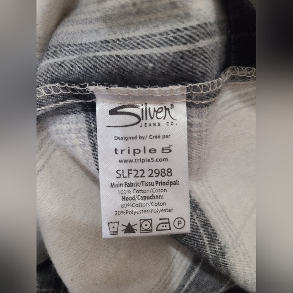 NWT Silver Jeans Co. Boyfriend Fit Button Down Plaid Flannel Hooded Shirt - Picture 3 of 3